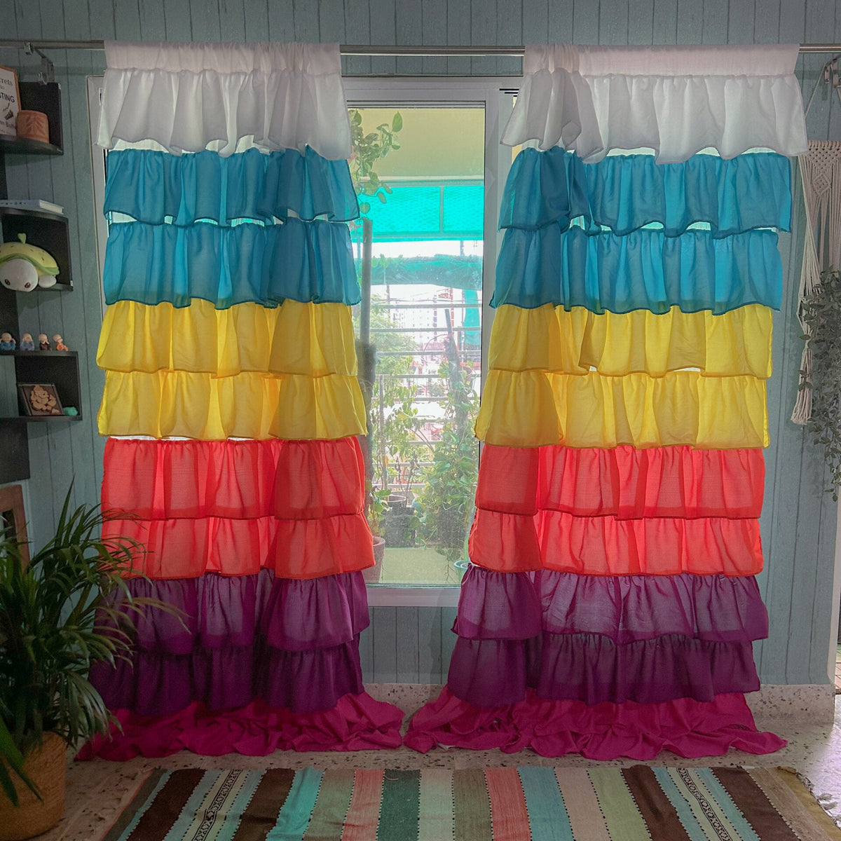 Multicolored ruffled Curtains