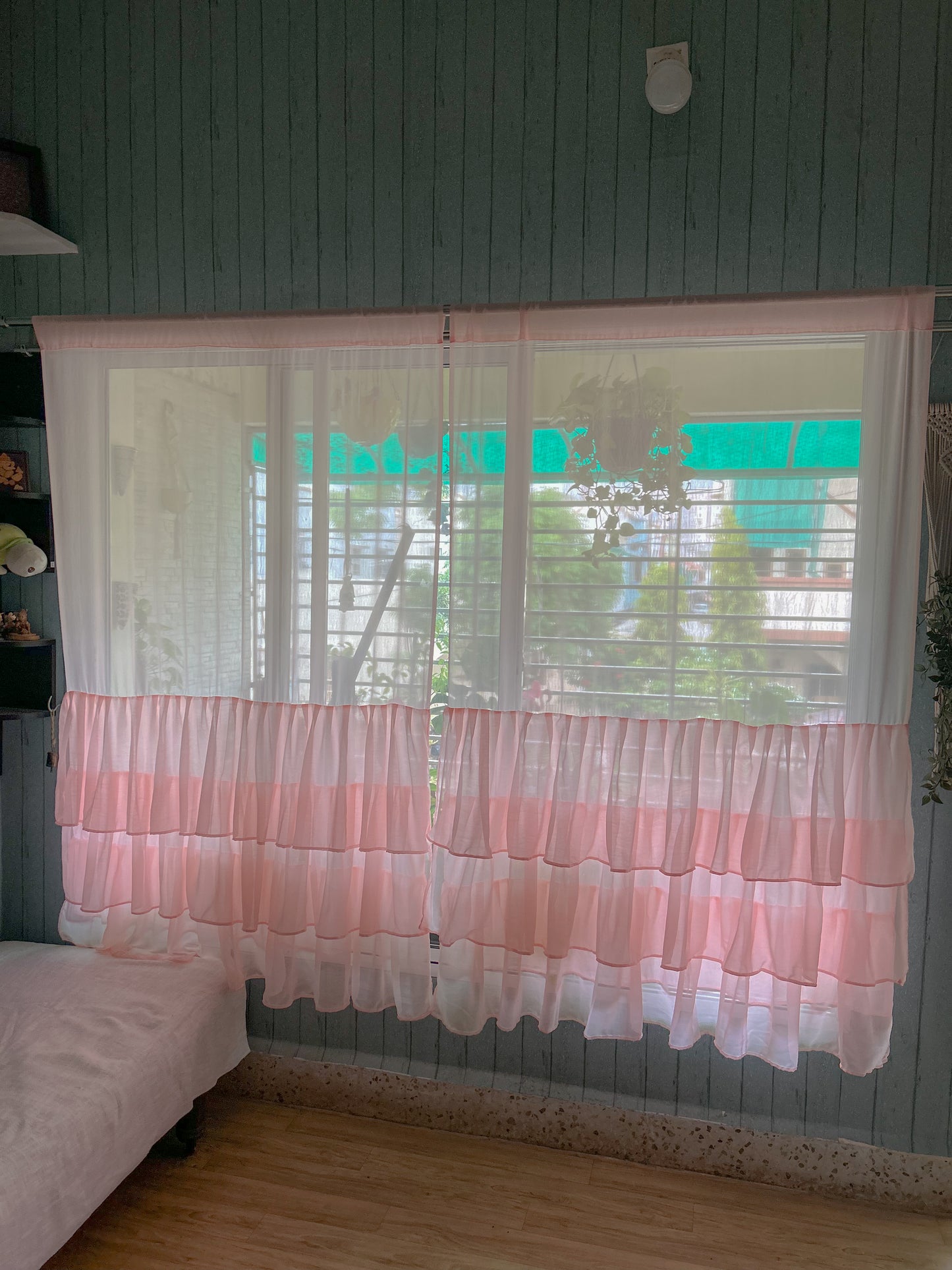 Peach bottom ruffled curtains